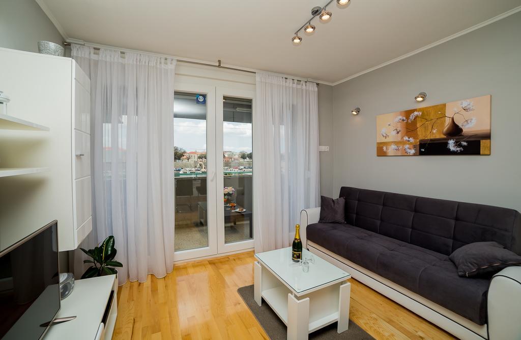 Apartment Big Look Zára Kültér fotó